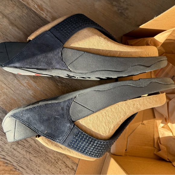 NIB Fitflop Rokkit (beautiful navy bling) size 8. Wobble board &  so comfortable - Picture 3 of 6